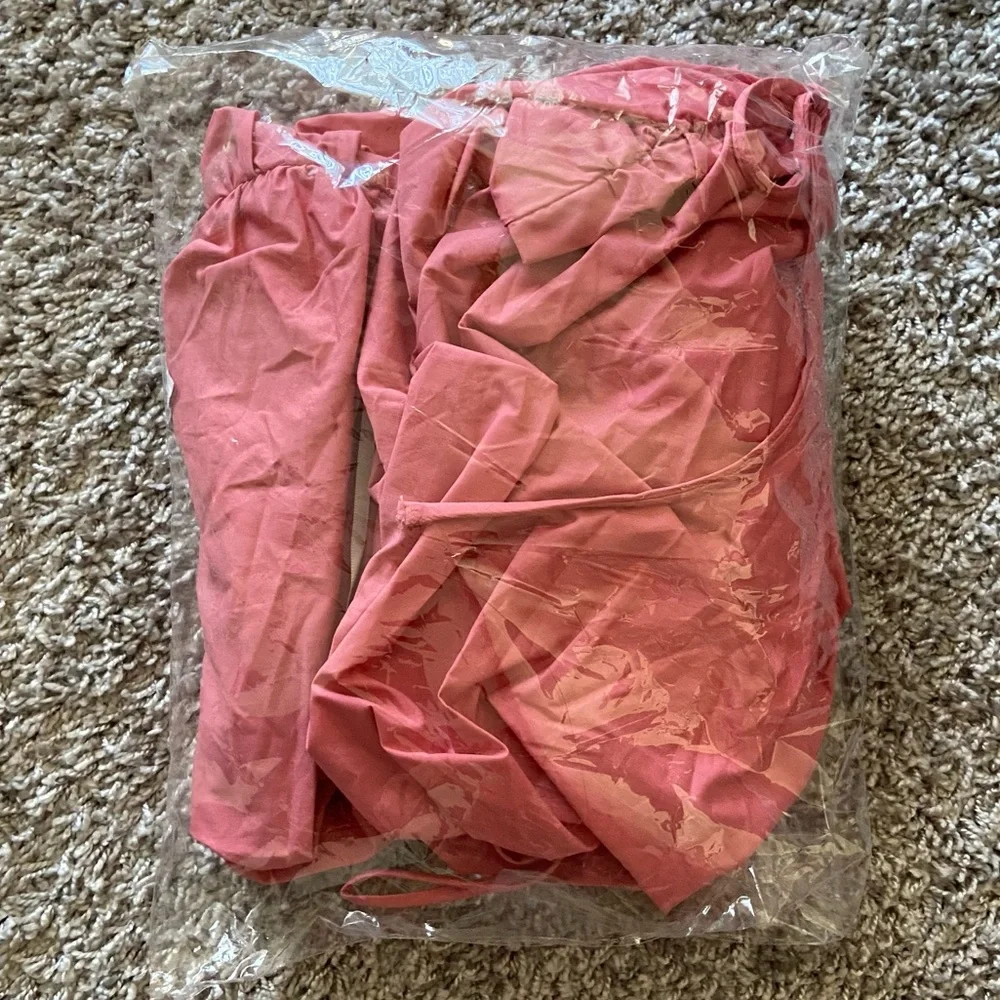 HOST PICK 🎉NWT White Fox Boutique Not Too Far Coral Mini Dress - Picture 12 of 12